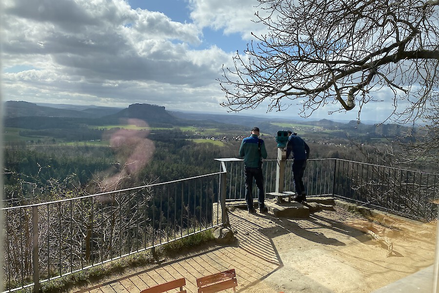 Blick aus den Saalfenstern